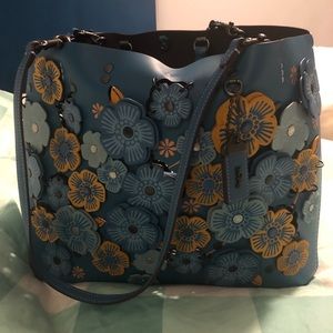 Coach Tearose Tote